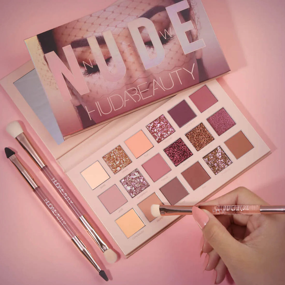 Huda Beauty Nude Eyeshadow Palette – 18 Colors